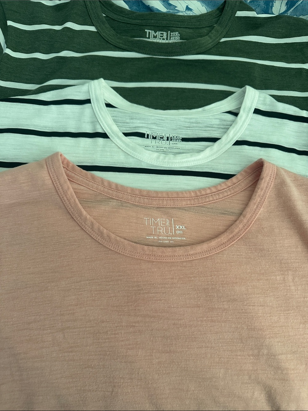 That tops women’s XXL